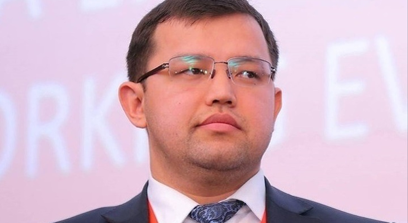 Тенге стал самой быстро крепнущей валютой в мире, но почему это плохо?