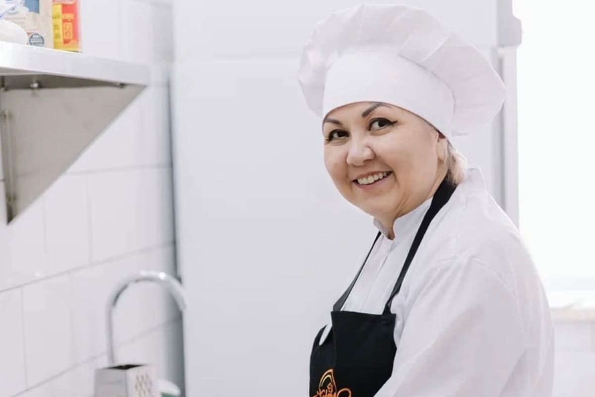 Женис Сатов