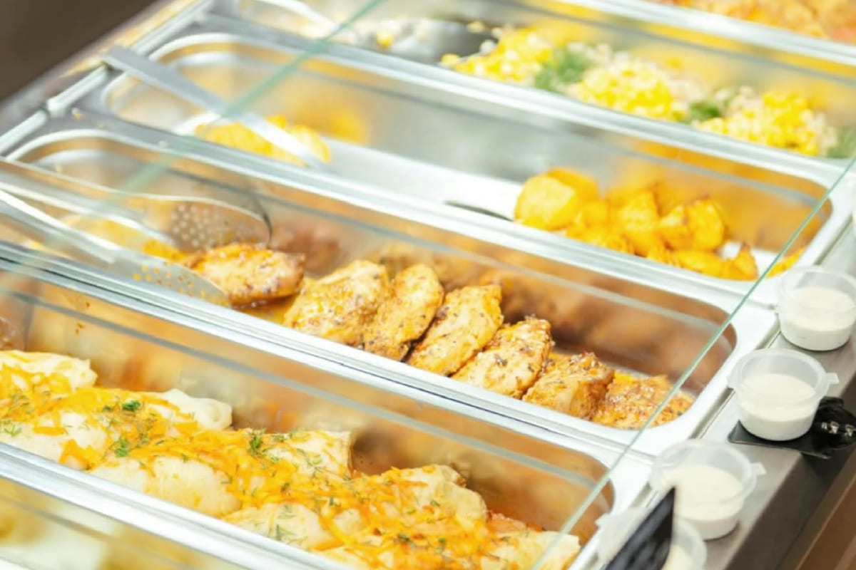 Женис Сатов