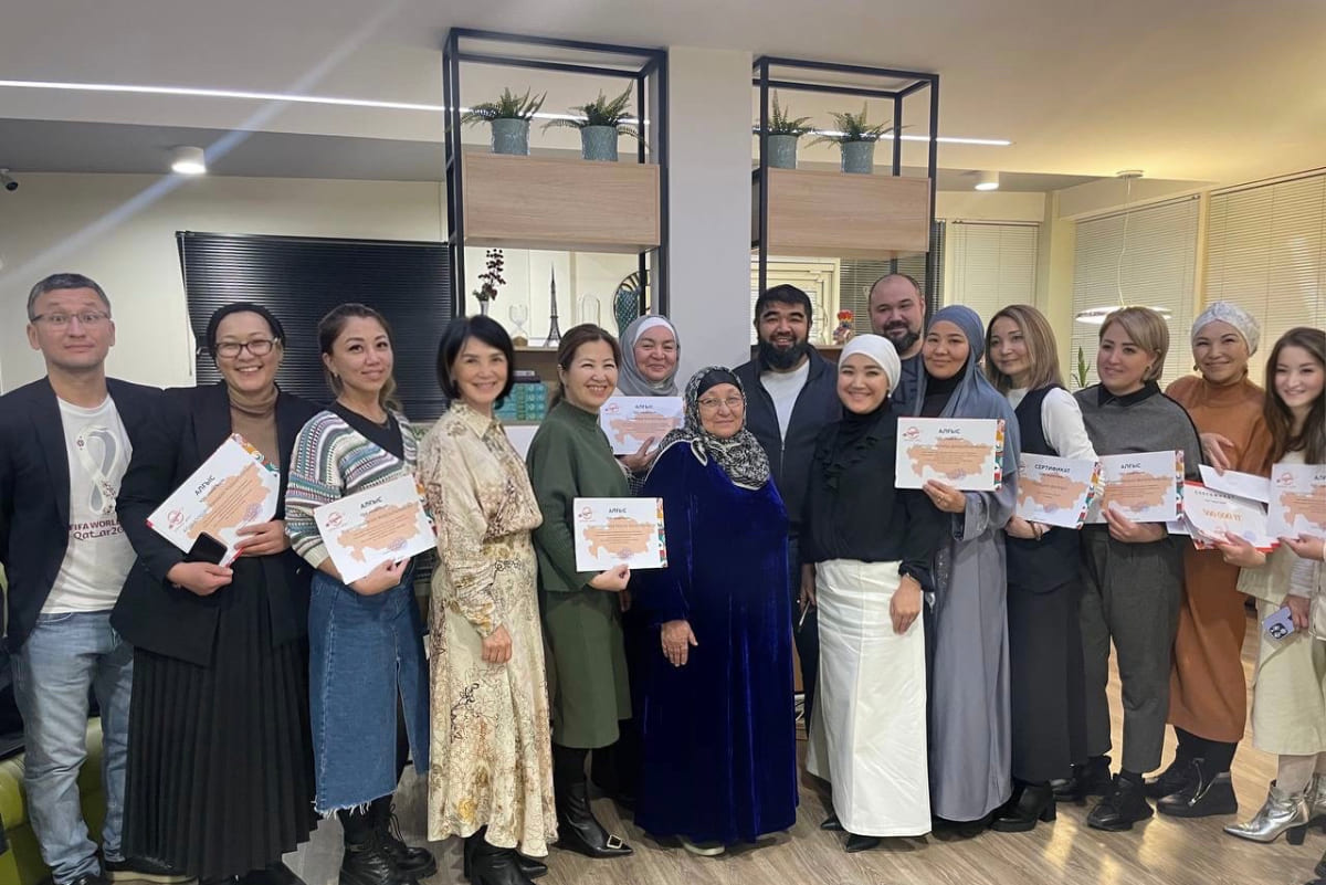 Женис Сатов