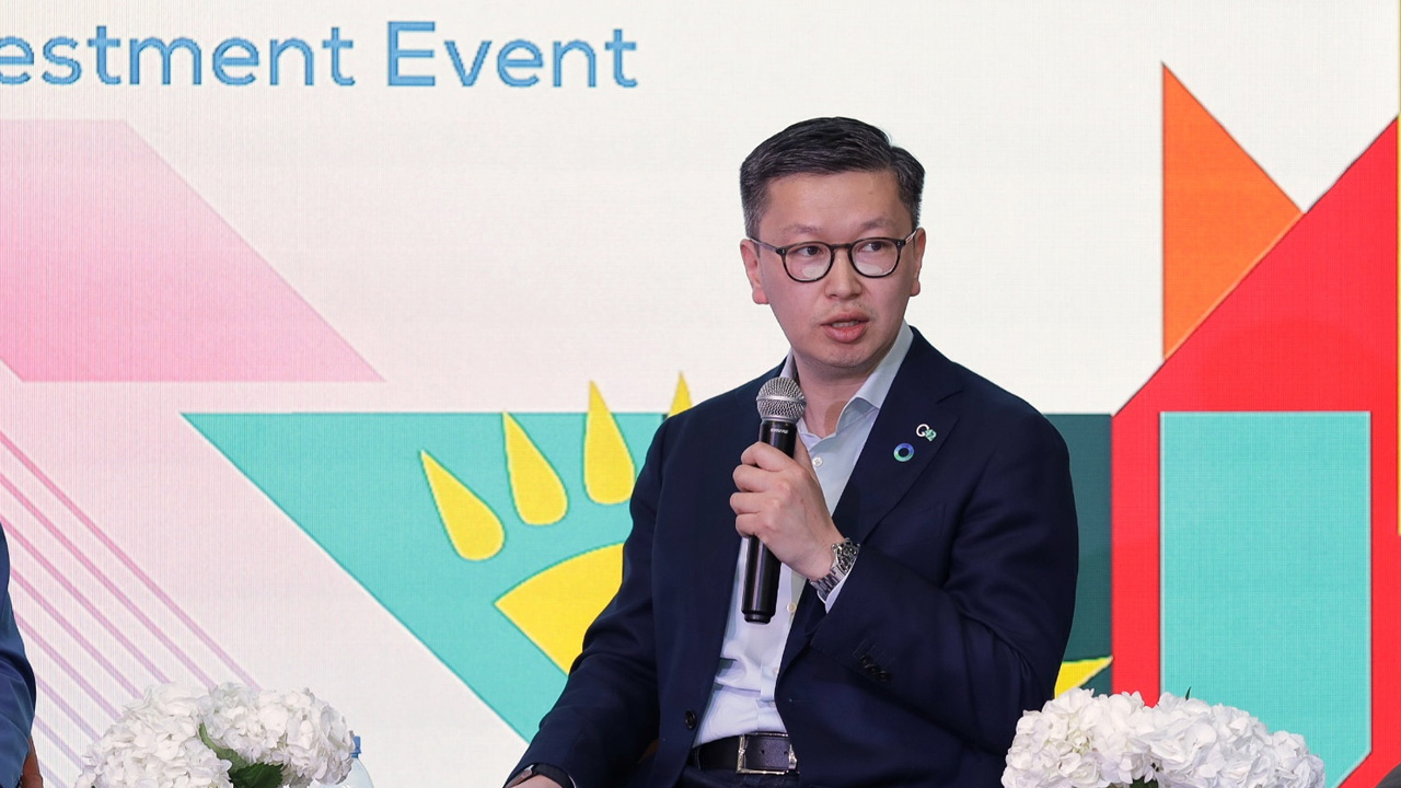 О роли местных талантов и развитии экосистемы ИИ рассказал региональный директор Presight AI Kazakhstan Максат Кошумбаев.