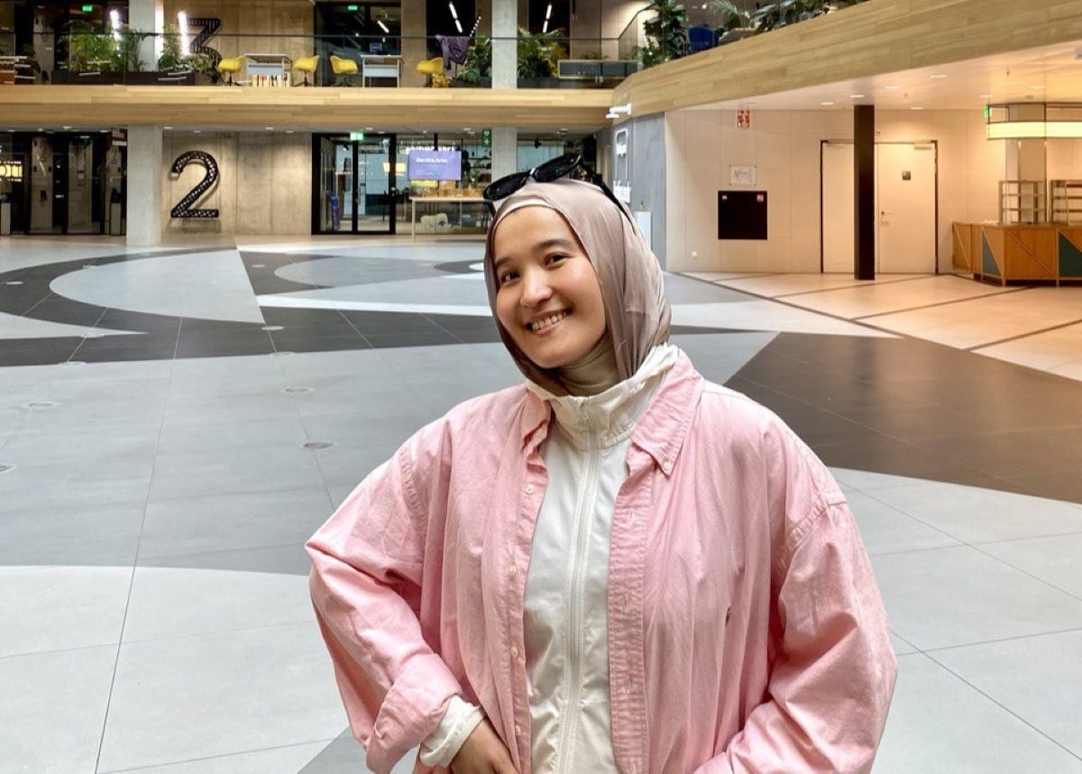 Аналитик из Казахстана после 3 лет в декрете получила работу в Booking.com