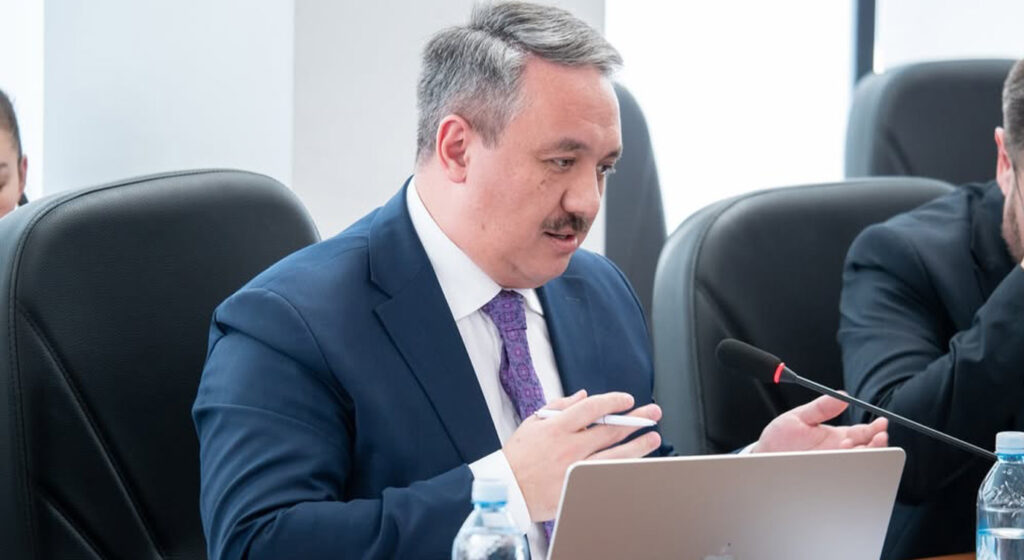 Экономист сказал, вернется ли курс доллара к отметке 550
