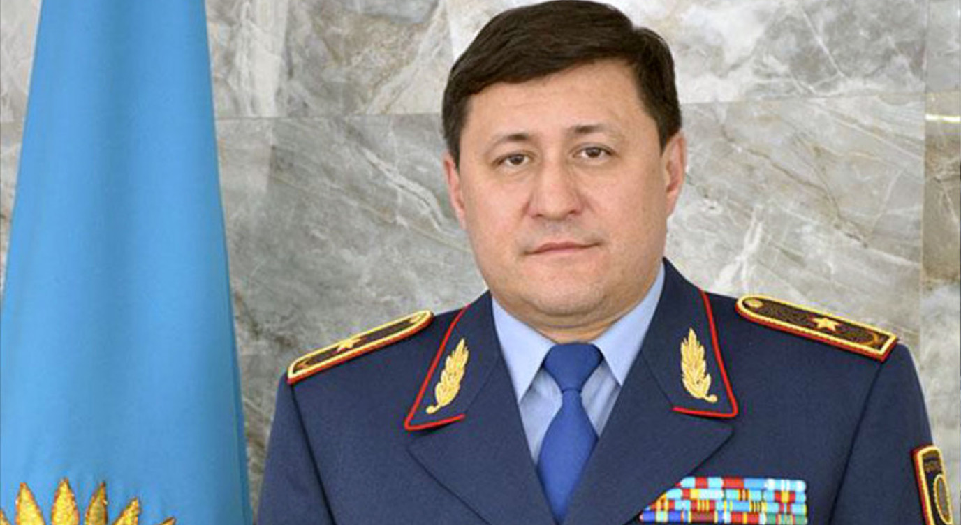 В МВД официально сказали, как пользоваться телефоном в машине, чтобы не выписали штраф