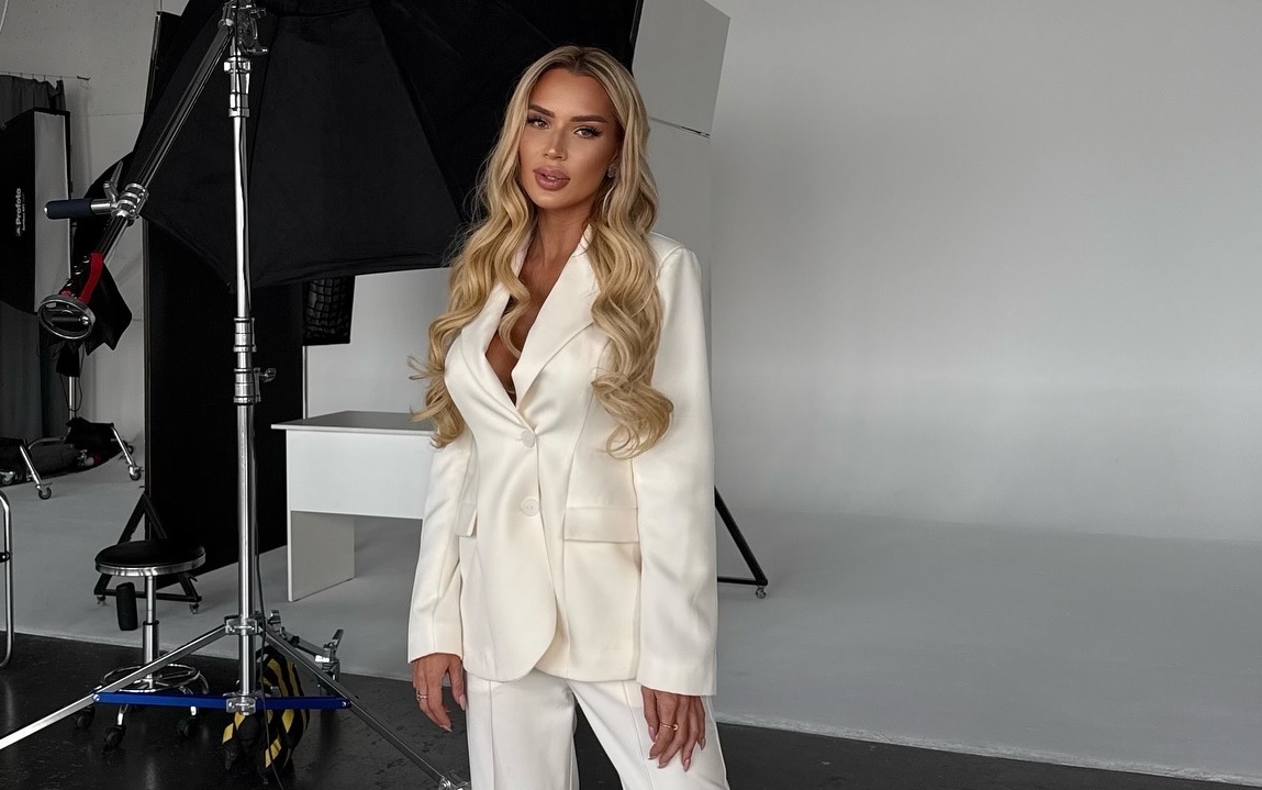 Казахстанка работала промоутером, а потом построила сеть салонов красоты