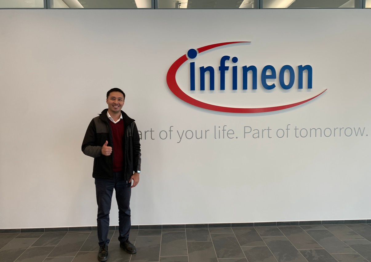 Алибек Исагалиев