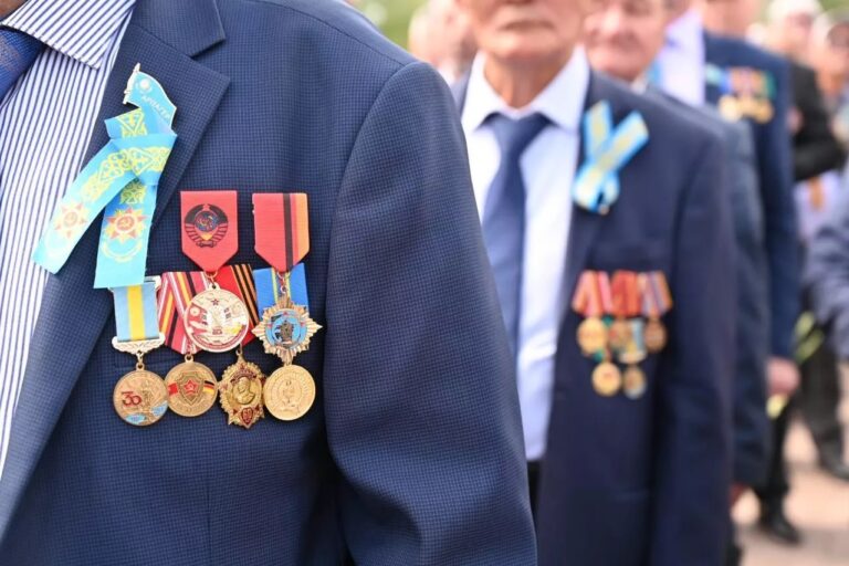 57 человек на всю страну: кто они – последние ветераны ВОВ в Казахстане и сколько им платит государство