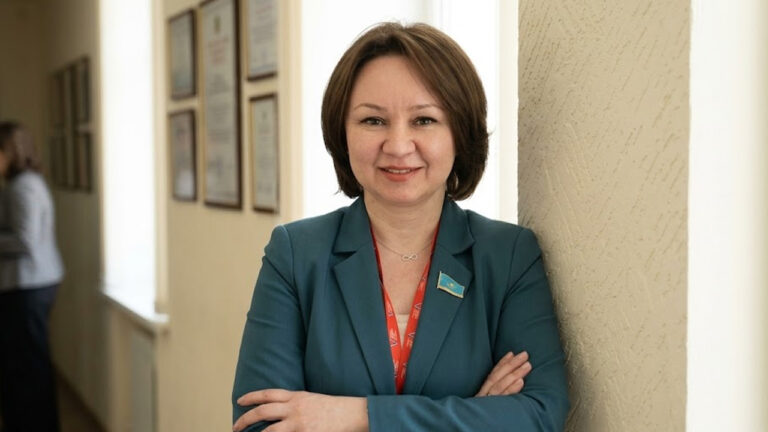 Депутат от AMANAT сказала, кому в Казахстане спишут все штрафы, а кому - нет