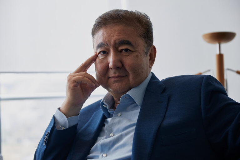 Экономист объяснил, почему Казахстан выбрал лучшее время для разворота на Китай и Европу