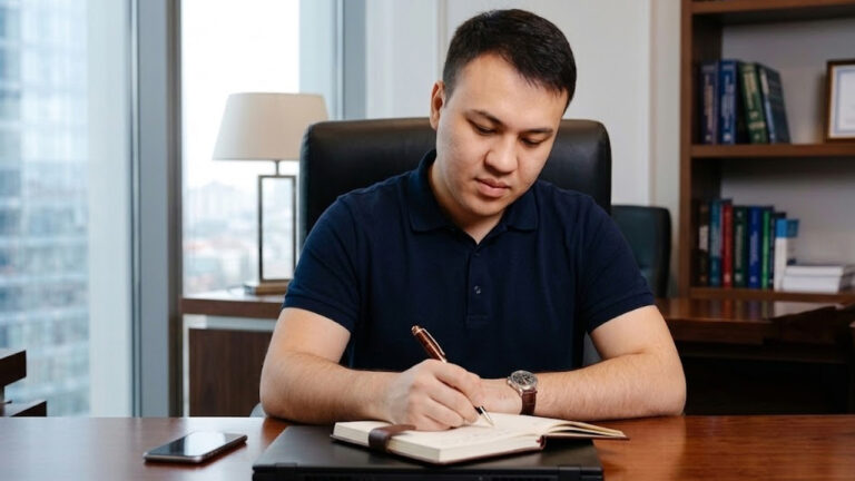 Как накопить ребенку на квартиру к 18 годам: 5 советов инвестора для родителей