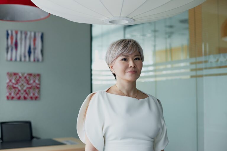Директор Strategy& (PwC) о том, как банки внедряют ИИ и меняют систему менеджмента