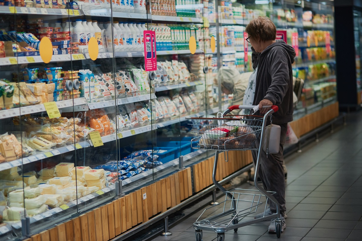 Астанчане раскрыли, где покупают продукты дешевле всего: список мест, который советуют друг другу