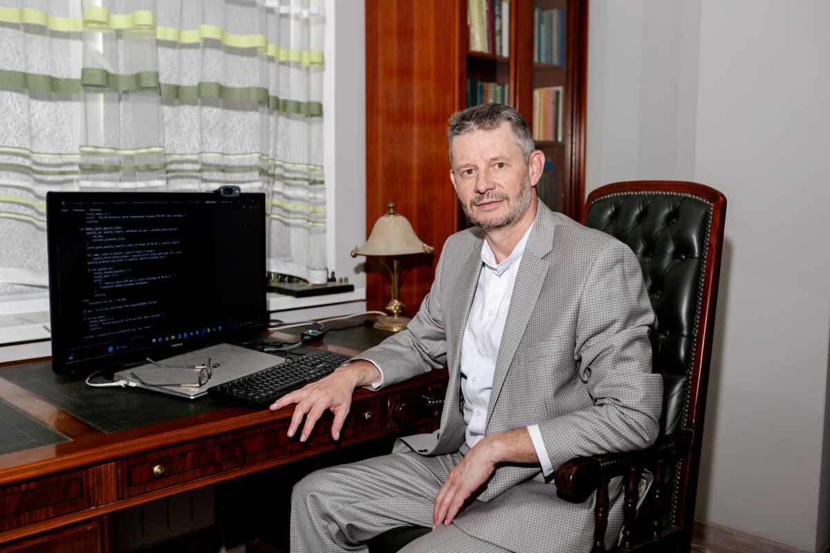 михаил Диченко