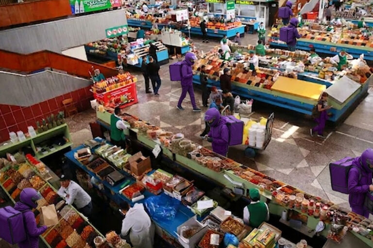 Wildberries уже возит продукты с Зеленого базара. Проверили, как это работает