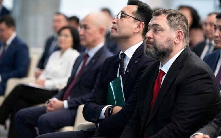 Замглавы Нацбанка анонсировал еще один подарок для казахстанцев после Kaspi в Apple Pay
