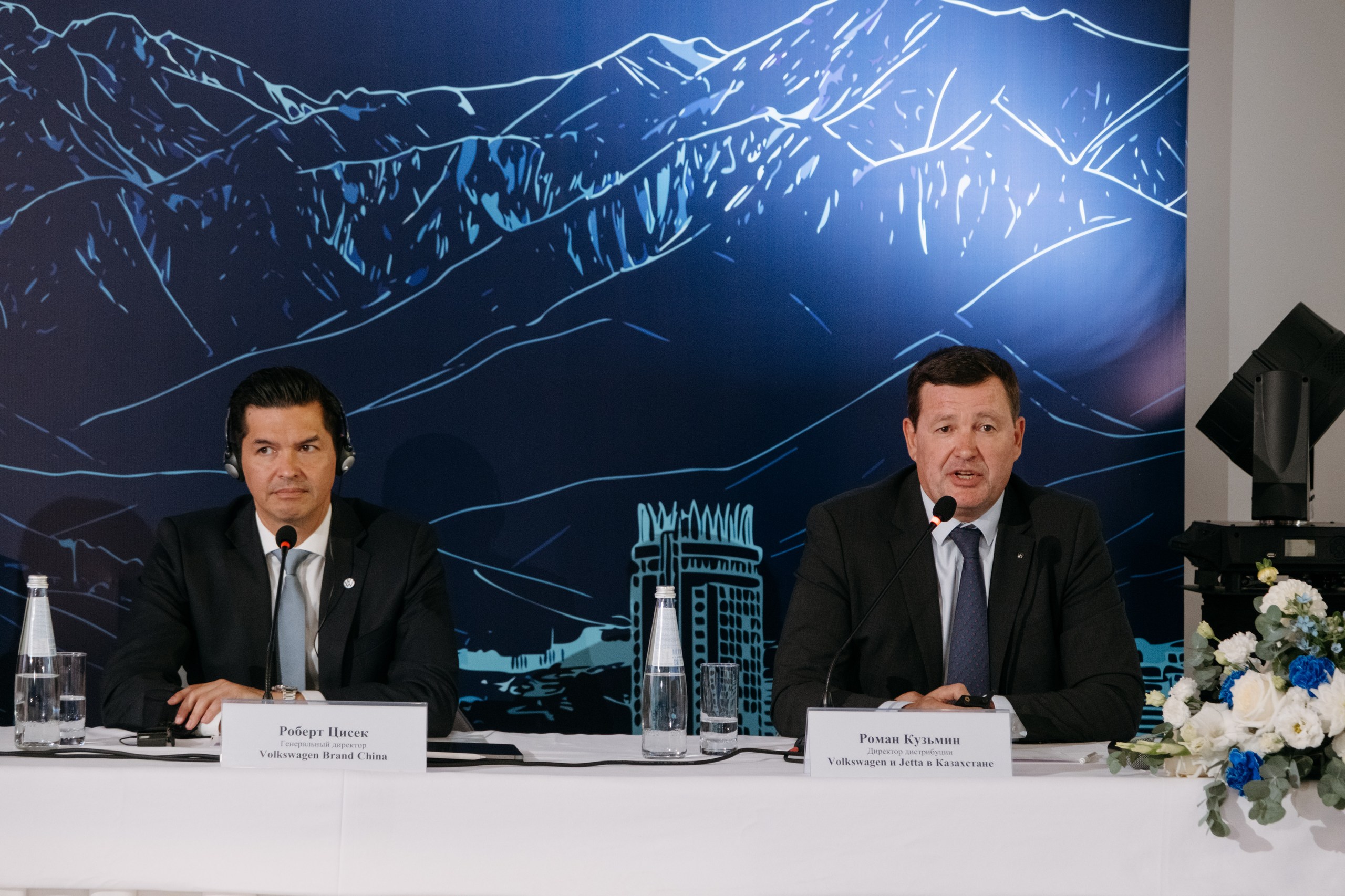 генеральный директор Volkswagen Brand China Роберт Цисек