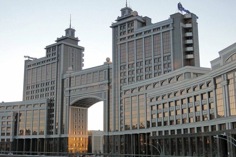 Алматы и другие города без света: Минэнерго и KEGOC объяснили, что произошло