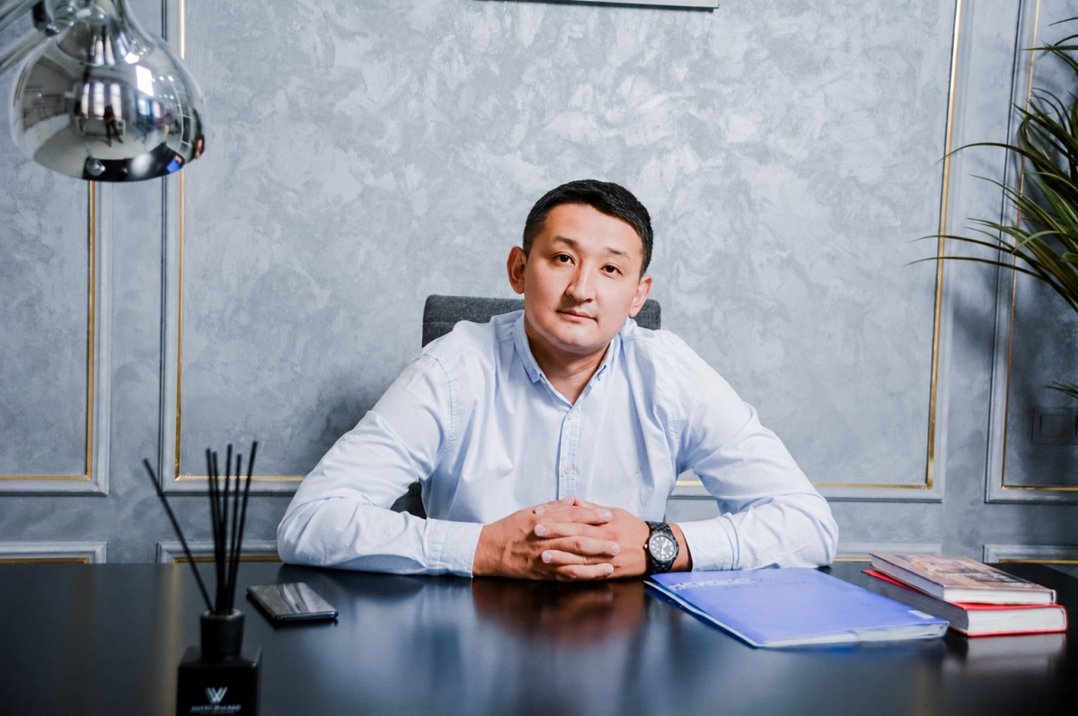 «Спорт у тебя в кармане»: казахстанец создал ИИ-платформу для тренировок