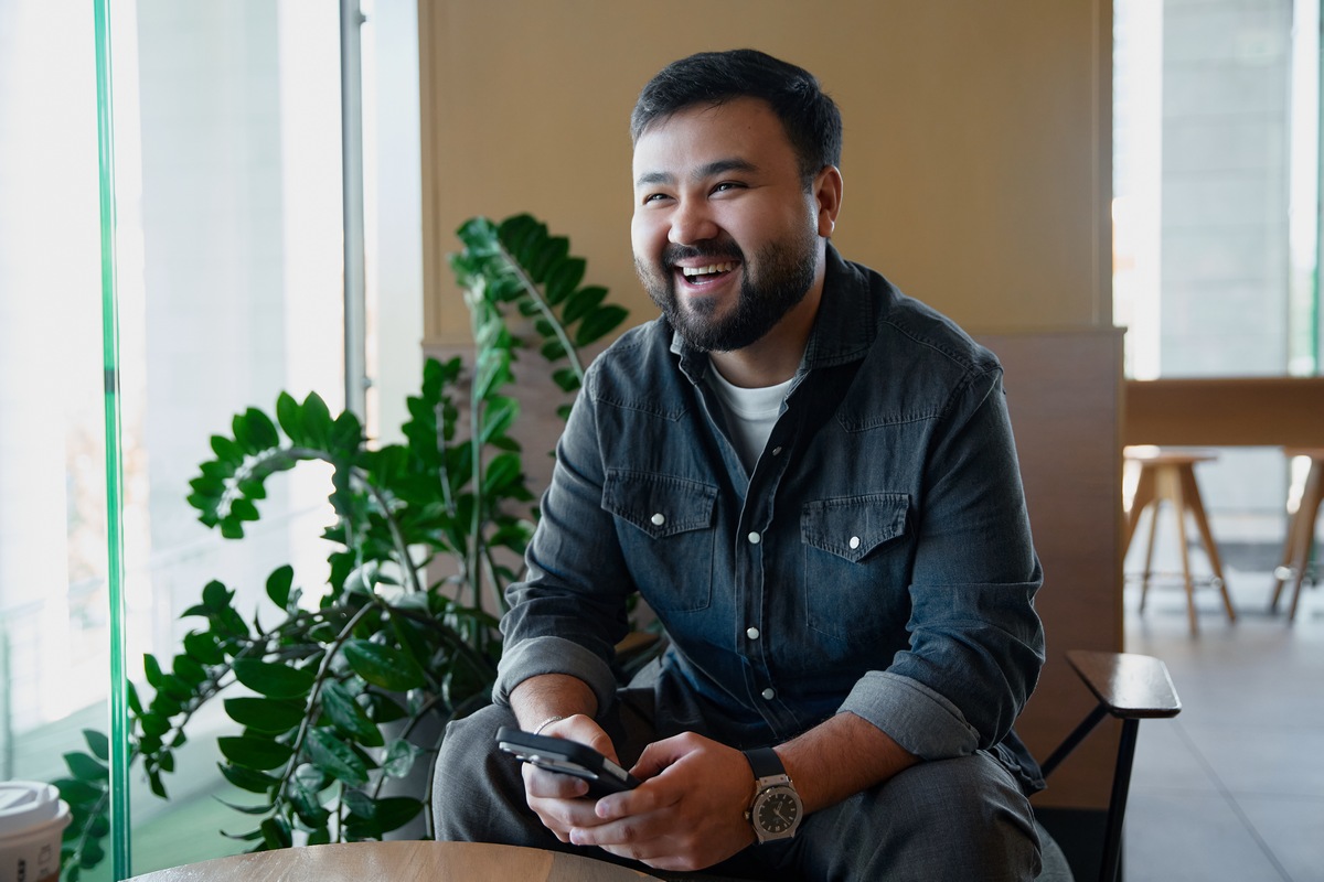 Улукбек Самаков и Фарух Усманов, Стартап LoadConnect