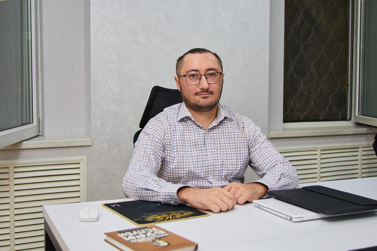 Абдулло Хидоятов