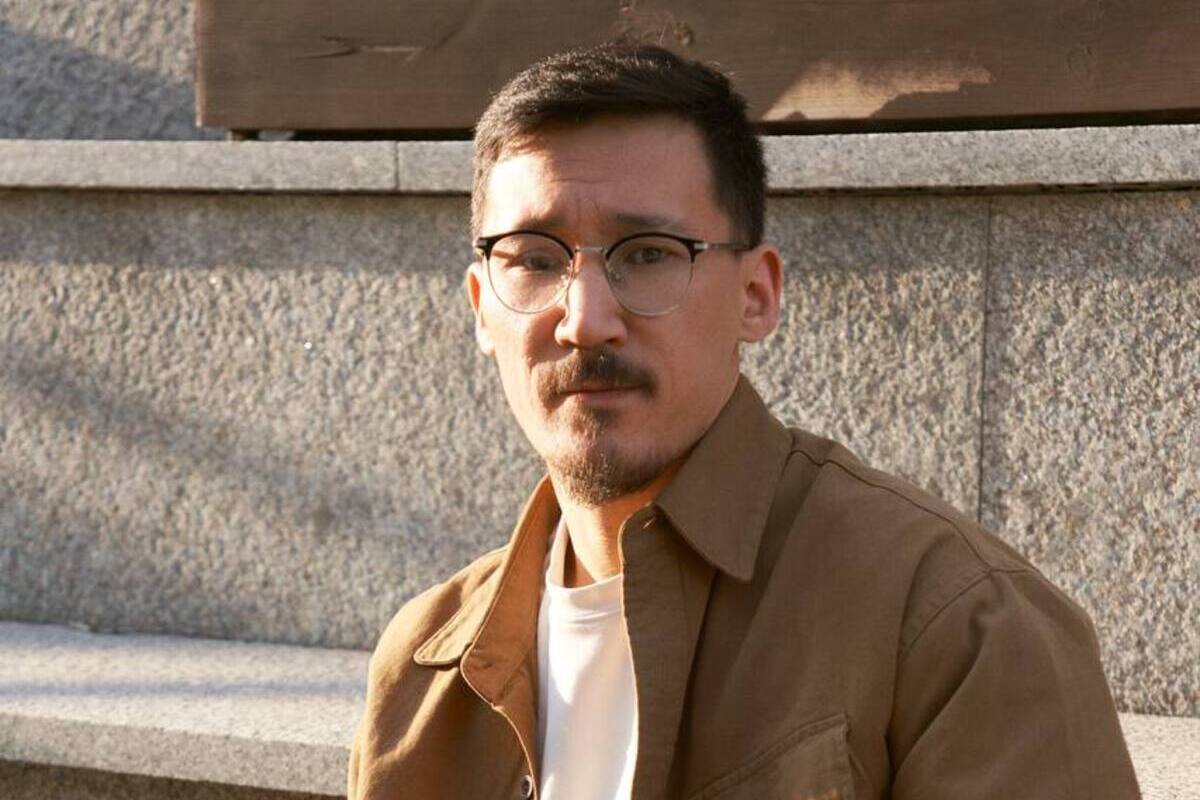«Для меня вся жизнь строится на преодолении». Как комик из Астаны развивает инклюзивный стендап и разрушает стереотипы — изображение 2