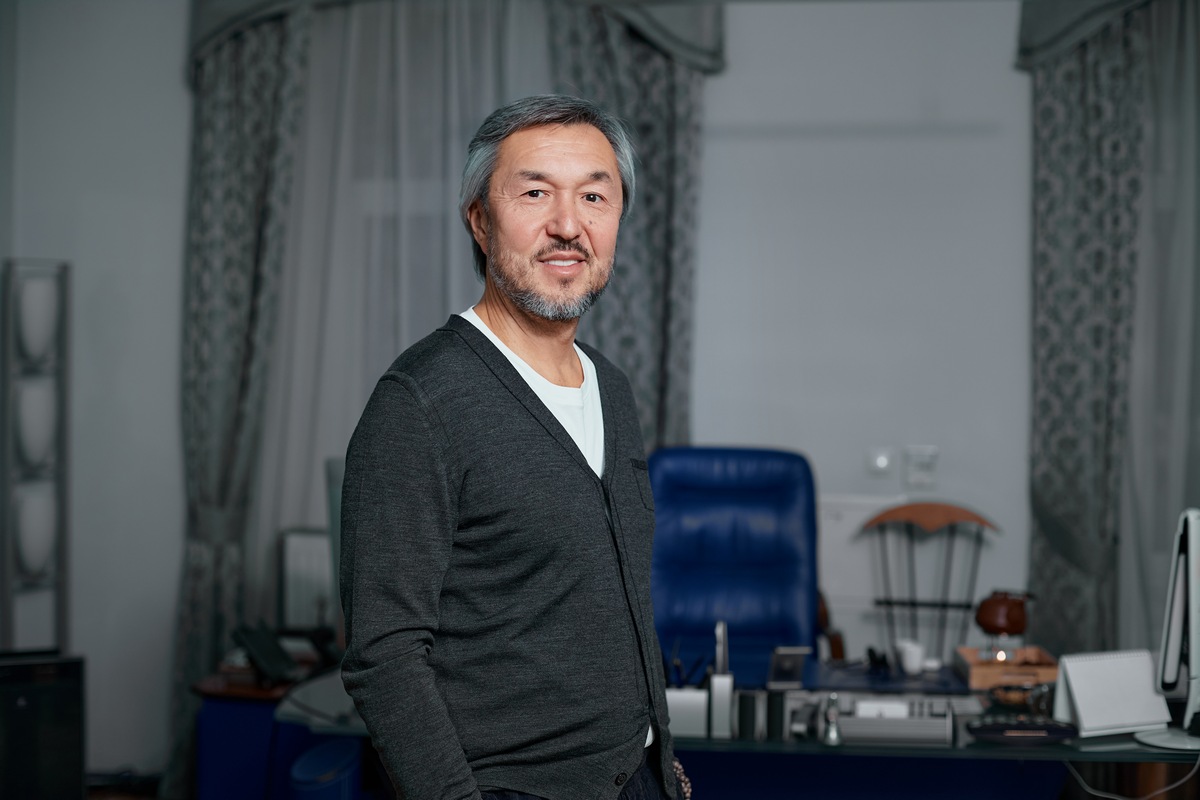 Раимбек Баталов