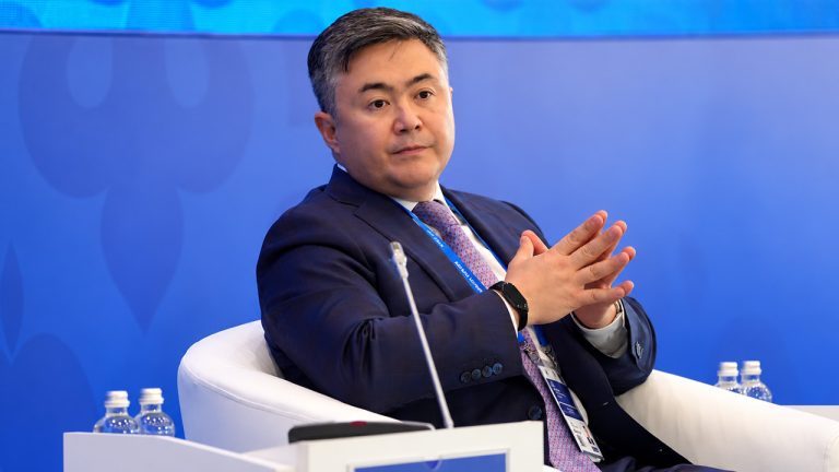 Глава Нацбанка сказал, как оценка благосостояния казахстанцев отразится на кредитах и ипотеках