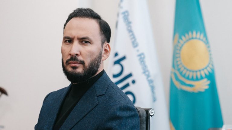 Деньги есть - нужны заводы: Айдарбек Ходжаназаров о Послании Токаева